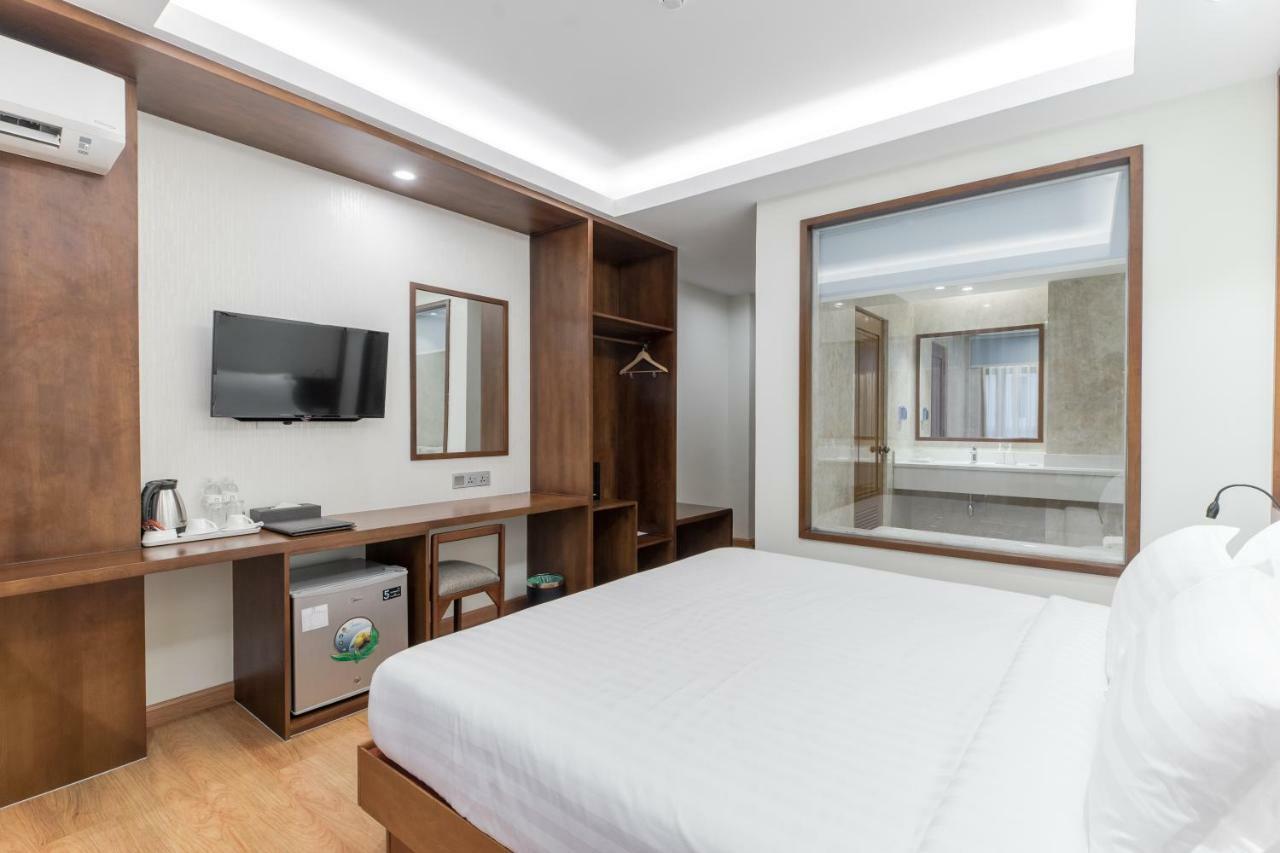 The Gandamar Hotel , ヤンゴン エクステリア 写真