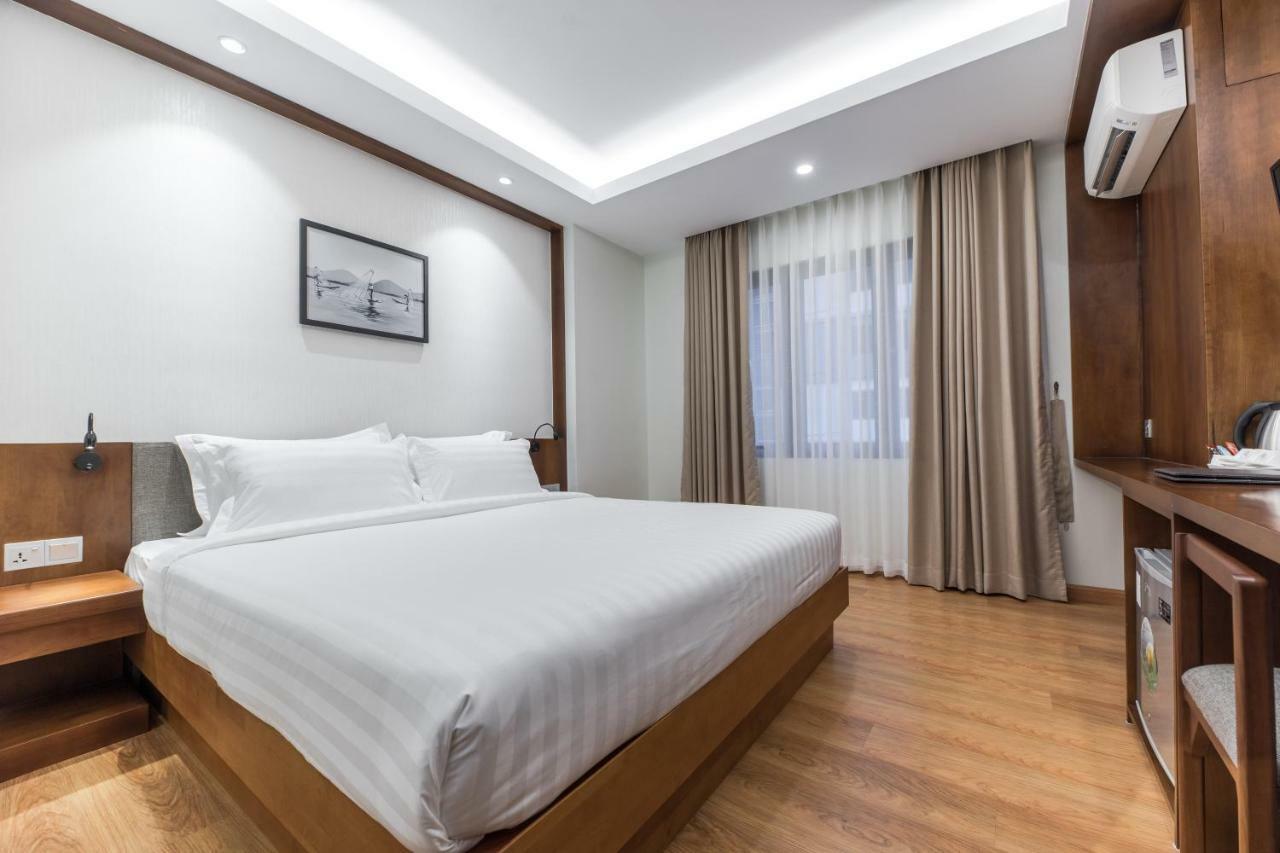 The Gandamar Hotel , ヤンゴン エクステリア 写真